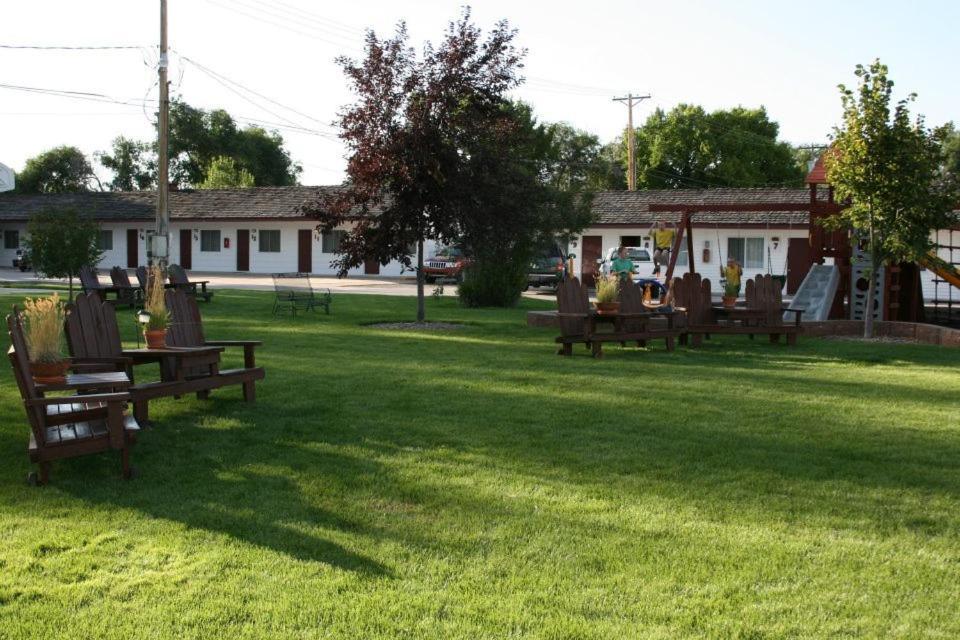 Covered Wagon Wy Hotel Lusk